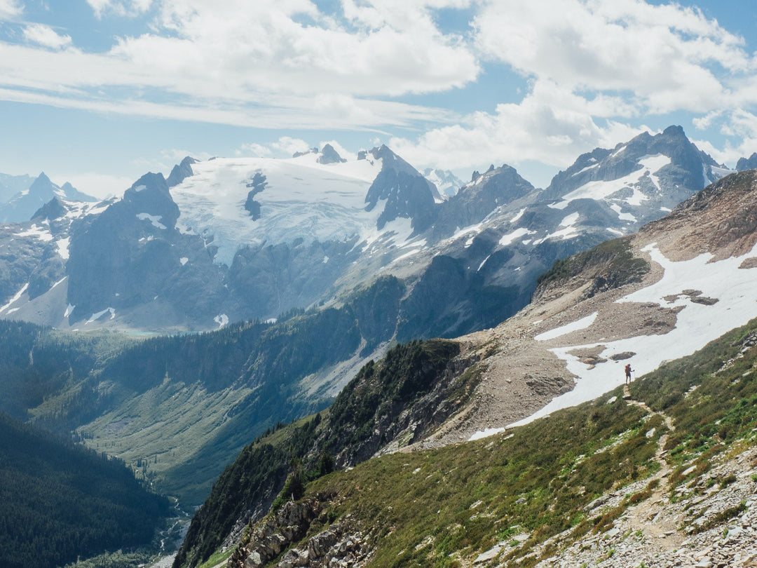 Wild mountainous landscape in the Cascades in Washingtion